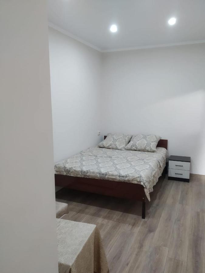 Na Shapsug Guest House Gagra Exterior foto
