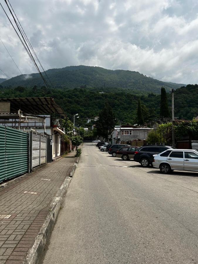 Na Shapsug Guest House Gagra Exterior foto