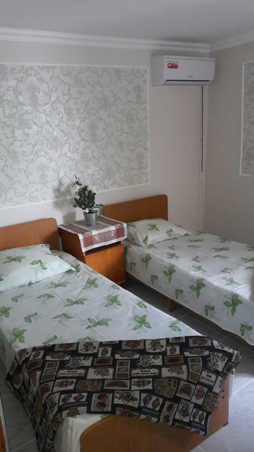 Na Shapsug Guest House Gagra Exterior foto